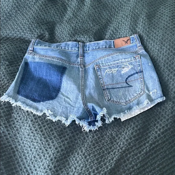 Vintage High Rise Festival Shorts - Picture 2 of 3